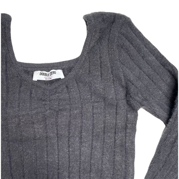 DOUBLE ZERO WOMENS CHARCOAL FUZZY LONG SLEEVE CROP TOP SWEATER SZ: S/M/L - Picture 2 of 10